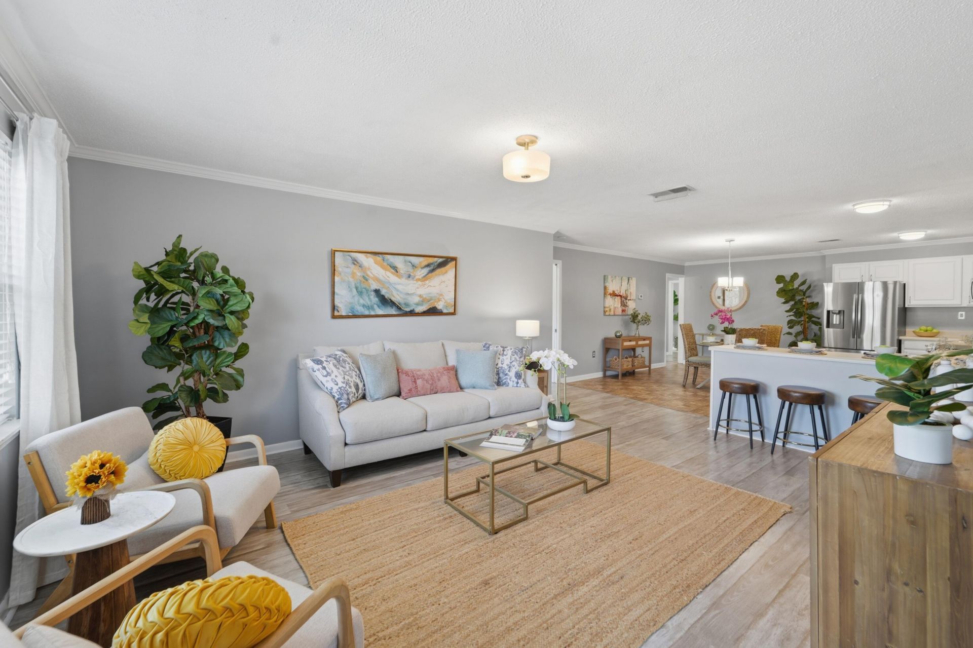 415 Parkdale Drive Photo 4