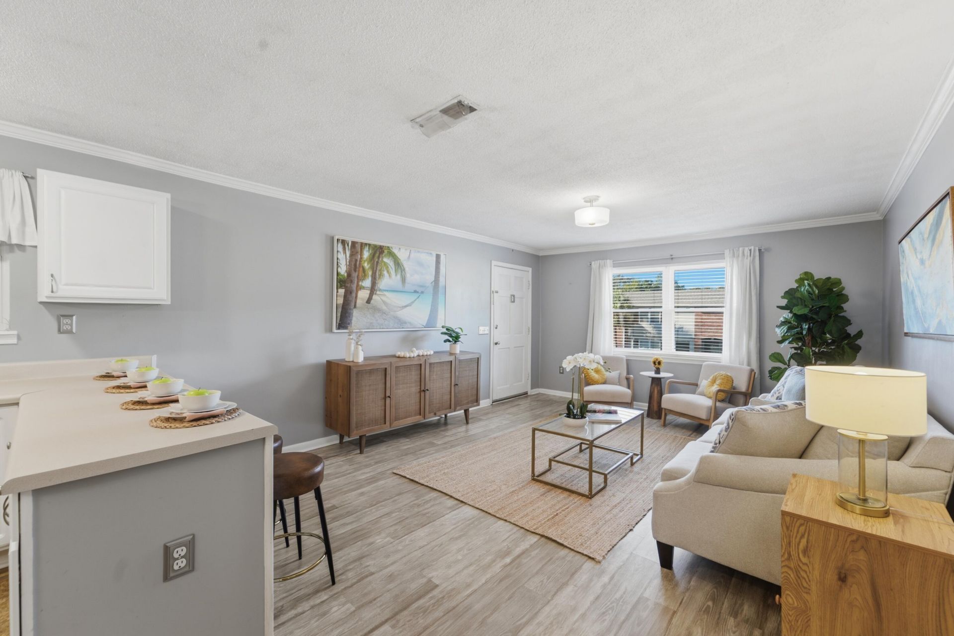 415 Parkdale Drive Photo 6