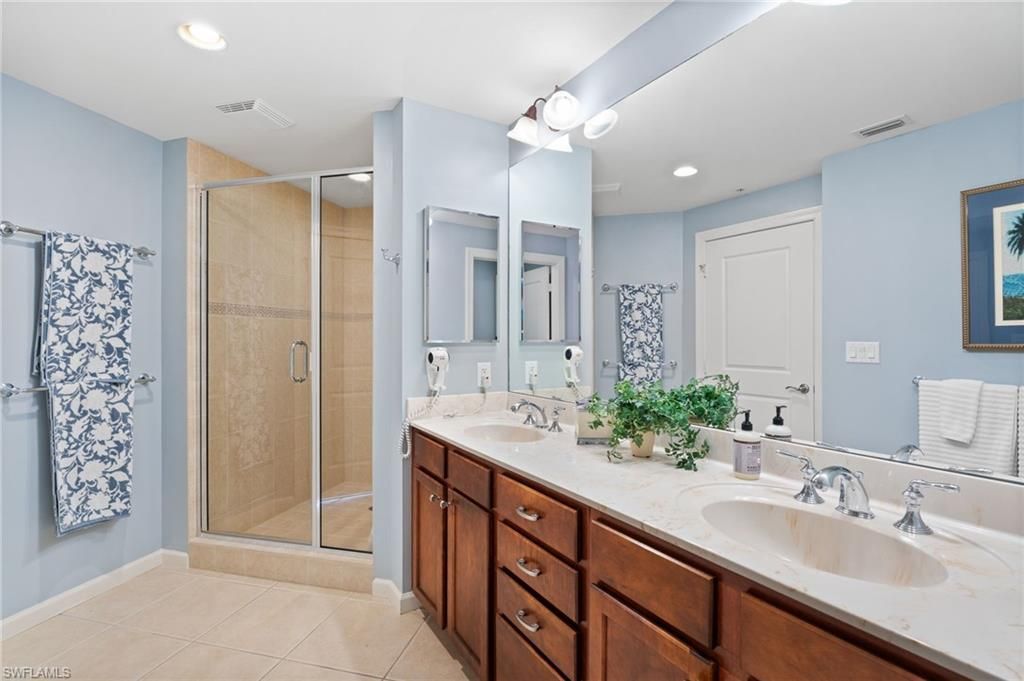 5793 Cape Harbour Dr , Unit 620, Cape Coral, FL 33914 Photo