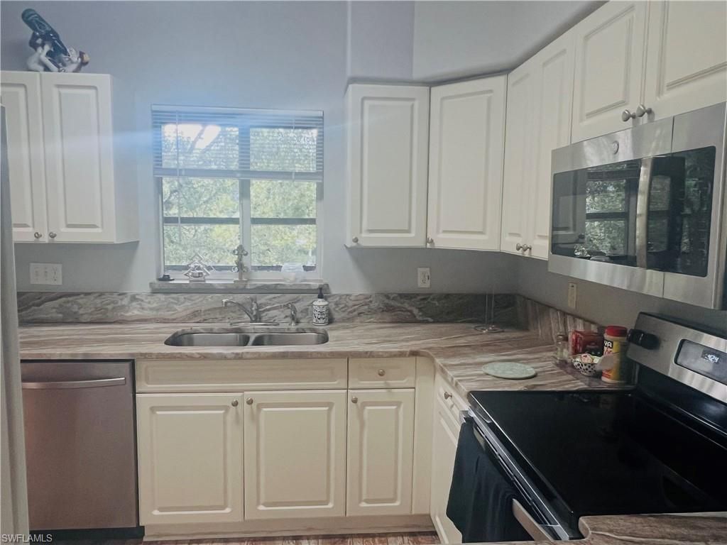 4166 Castilla Cir , Unit 201, Fort Myers, FL 33916 Photo