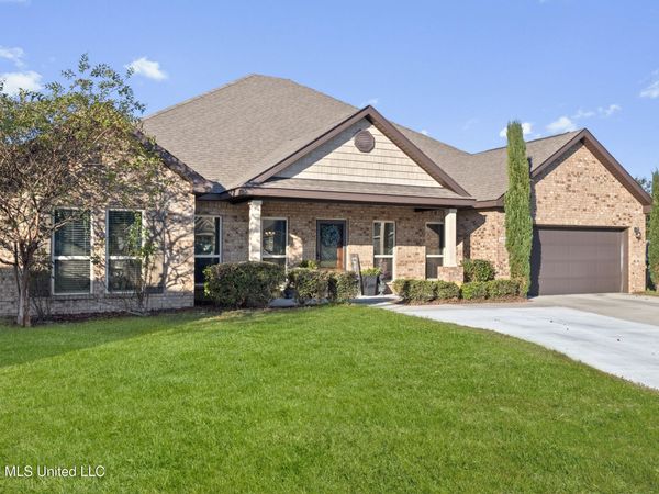 6465 Chickory Way, Ocean Springs, MS 39564