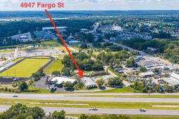 4749 Fargo Street  photo 4