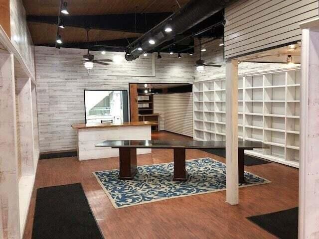 84 N Market Street  Photo 7