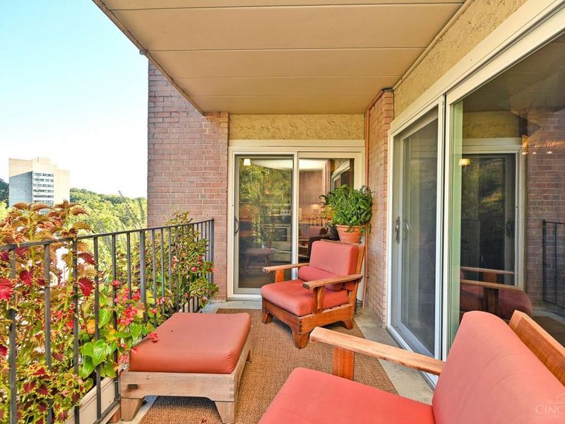880 Rue De La Paix, Unit A28, Cincinnati, OH 45220 Photo 10