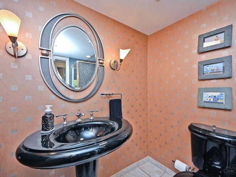 880 Rue De La Paix, Unit A28, Cincinnati, OH 45220 Photo 30