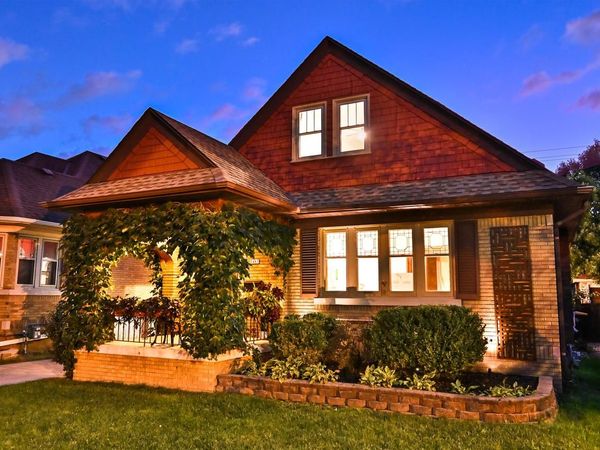 2461 N 60th STREET, Wauwatosa, WI 53210