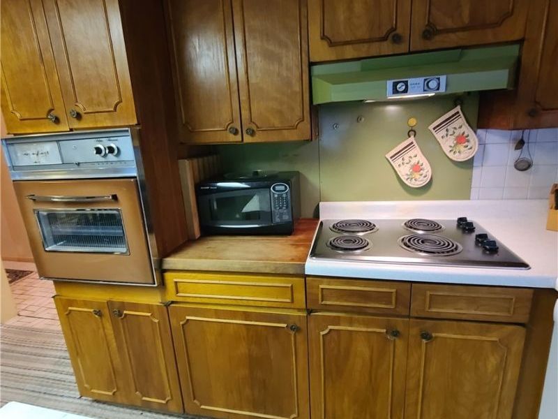 668 Dolezal Road, Dillonvale, OH 43917 Photo 9