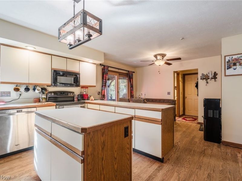 32350 Miles Road, Solon, OH 44139 Photo 13