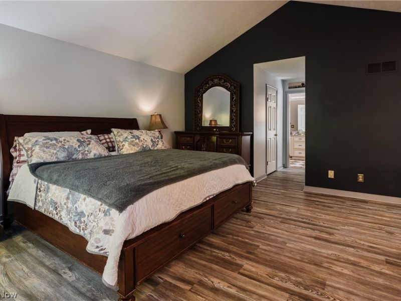 32350 Miles Road, Solon, OH 44139 Photo 22