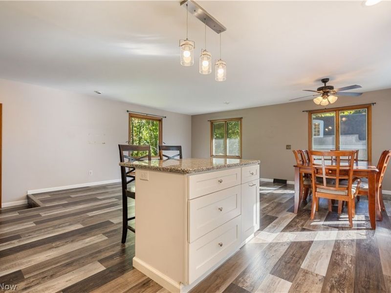 1734 E Broad Street , Louisville, OH 44641 Photo 22