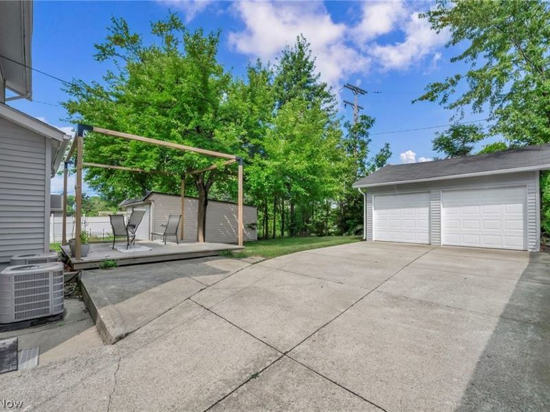 2203 Bunts Road, Lakewood, OH 44107 Photo 36