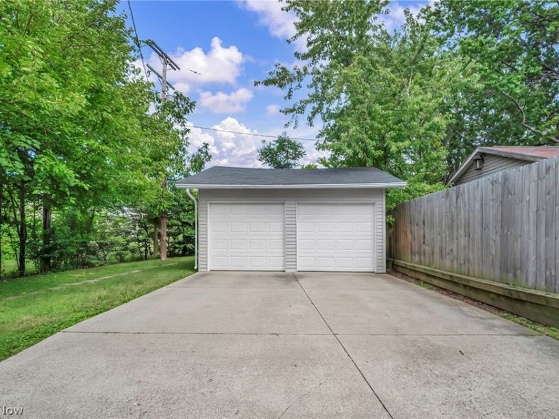 2203 Bunts Road, Lakewood, OH 44107 Photo 40