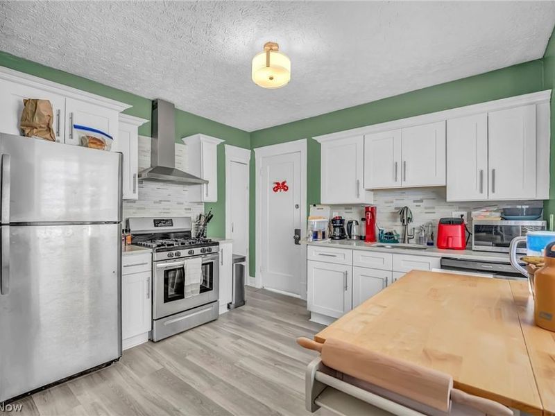 2203 Bunts Road, Lakewood, OH 44107 Photo 7