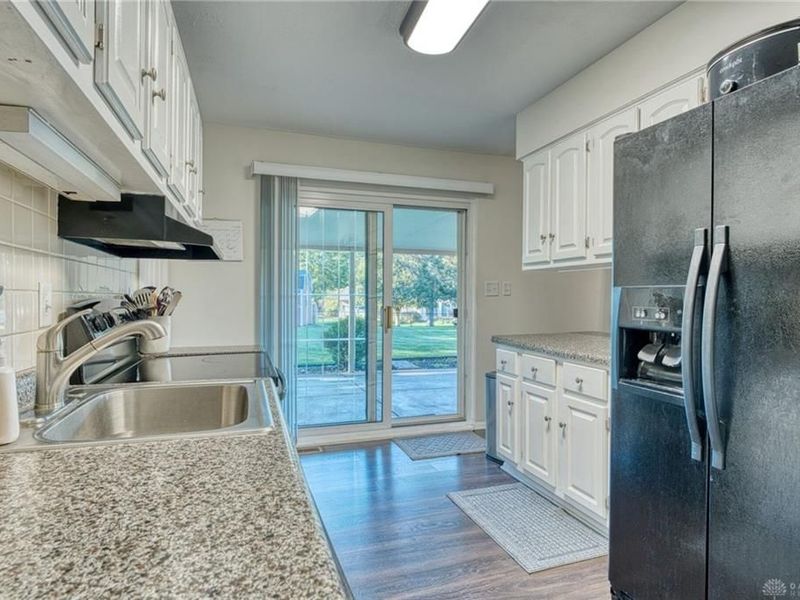 3033 Glenmere Court, Dayton, OH 45440 Photo 12