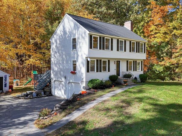 22 Brandy Lane, Pelham, NH 03076
