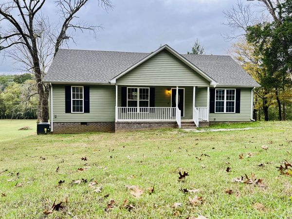 8 Short Creek Rd , Dellrose, TN 38453