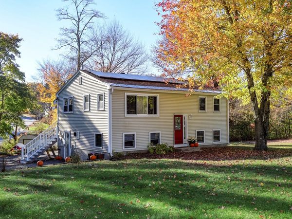 42 Leighton Street, Pepperell, MA 01463