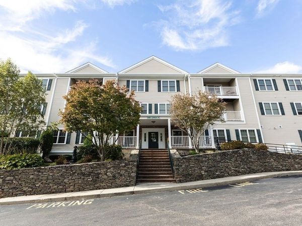1 Lenox, Unit 111, Norwood, MA 02062