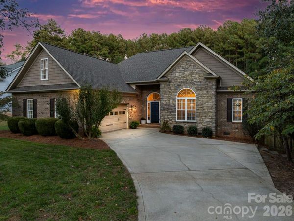 4144 Isle Of Pines Drive , Denver, NC 28037