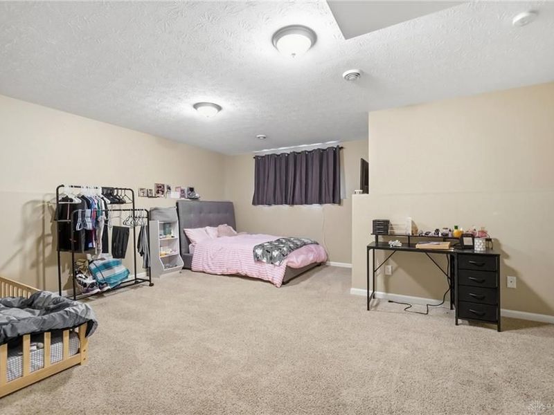 1089 Parkview Drive, Troy, OH 45373 Photo 23
