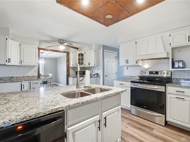 2732 Howards Circle, Beavercreek Township, OH 45385 Photo 5