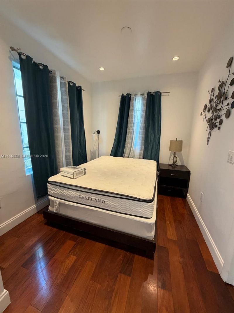 526 15th St , Unit 8, Miami Beach, FL 33139 Photo