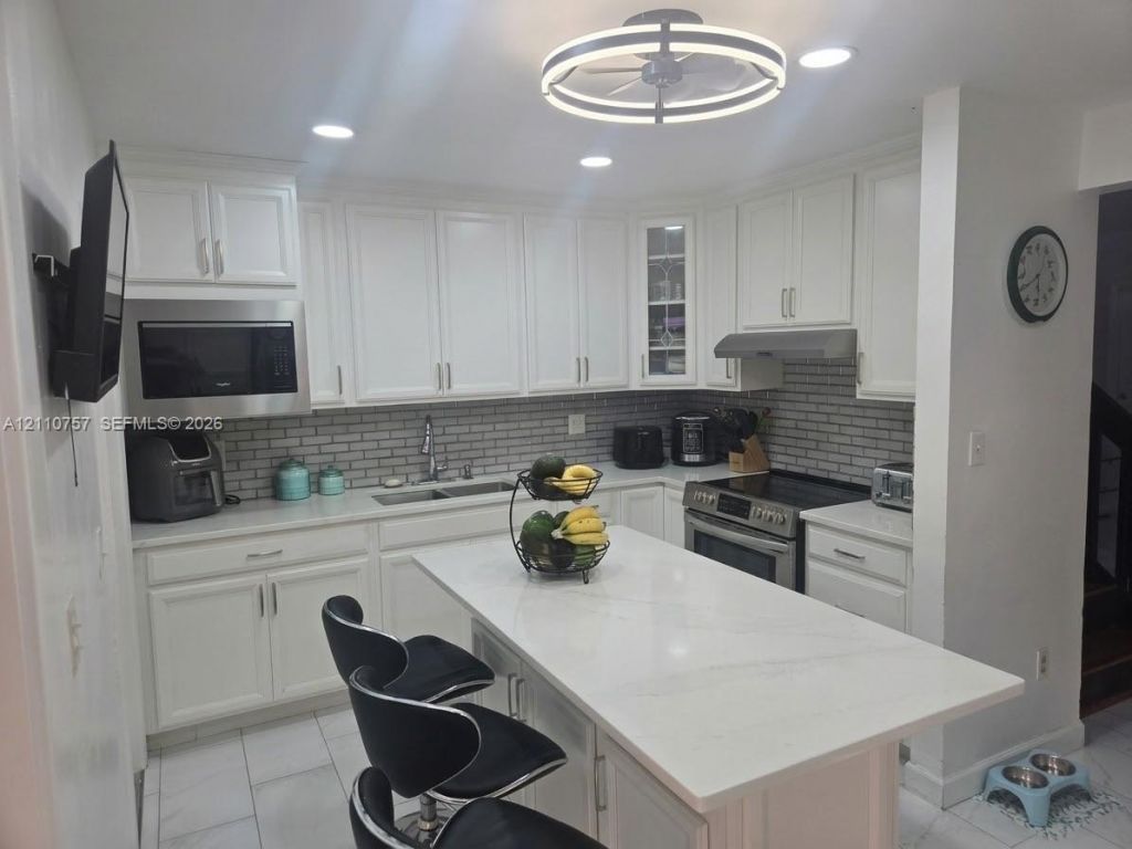 1354 Pelican Ct, Homestead, FL 33035 Photo