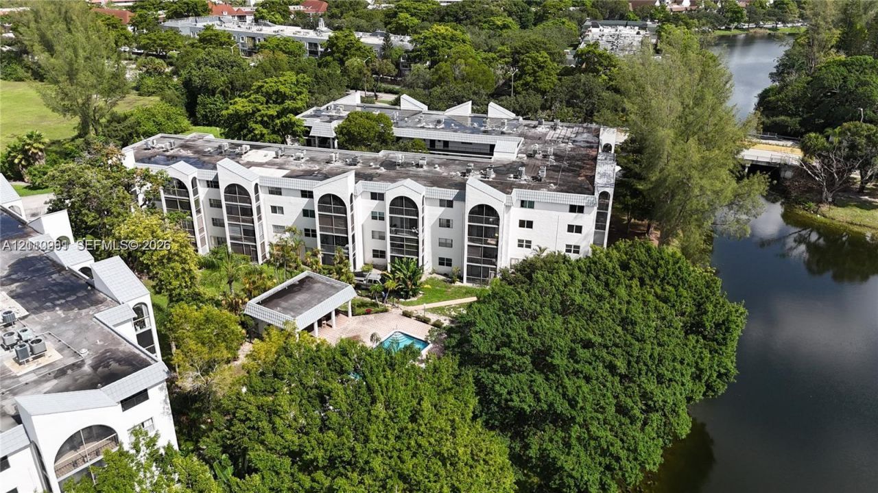 3360 Spanish Moss Ter , Unit 203, Lauderhill, FL 33319 Photo