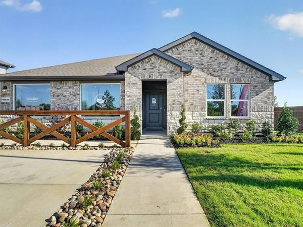 1939 LEGACY Drive, Cleburne, TX 76033