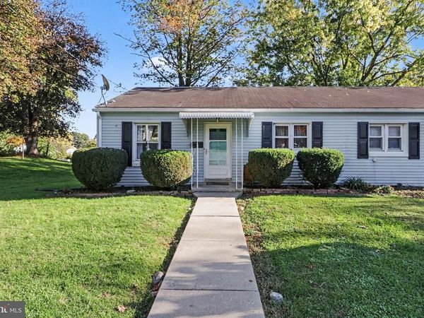 1802 and 1804 E CARACAS AVENUE , HERSHEY, PA 17033