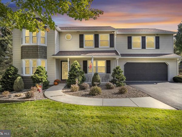 207 S HILL DRIVE, GRANTVILLE, PA 17028