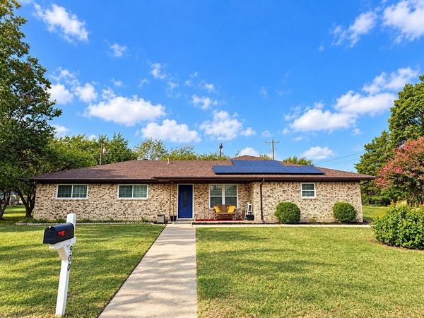 900 Sunset Street, Howe, TX 75459