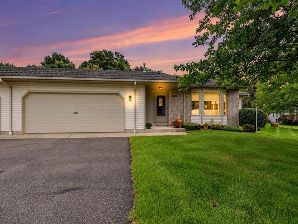 6532 Leisure Creek Drive SE, Caledonia, MI 49316