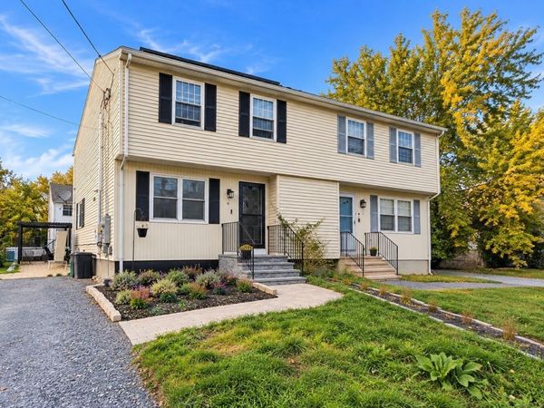 15 Enid St, Worcester, MA 01604