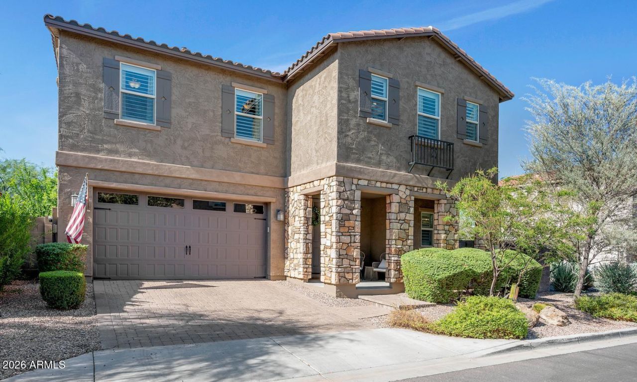4641 E Daley Lane, Phoenix, AZ 85050 Main Photo