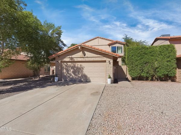 2678 W BROOKS Street, Chandler, AZ 85224