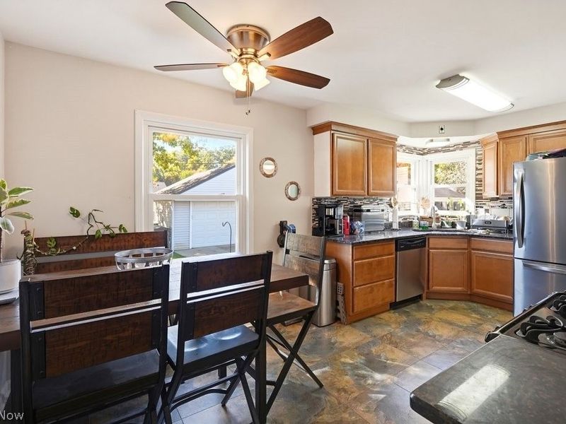 6110 Archwood Road, Independence, OH 44131 Photo 12