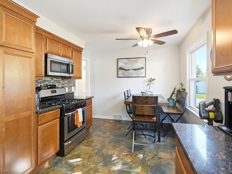 6110 Archwood Road, Independence, OH 44131 Photo 18