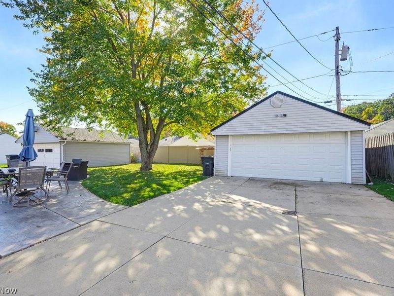 6110 Archwood Road, Independence, OH 44131 Photo 4