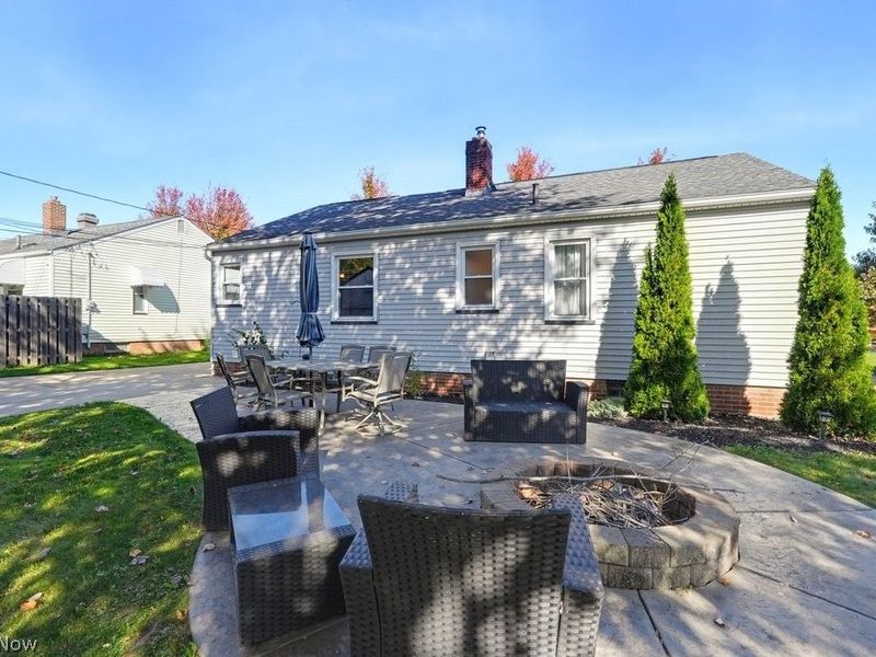 6110 Archwood Road, Independence, OH 44131 Photo 8