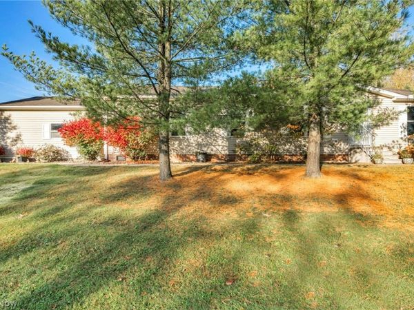 557 Chambers Road , Chardon, OH 44024