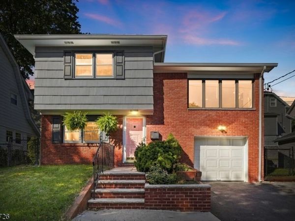 11 Freeman Pl, West Orange, NJ 07052