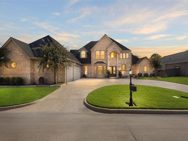 2006 Stone Canyon Court, Arlington, TX 76012
