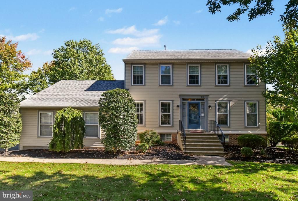 214 ABBEY LANE , LANSDALE, PA 19446