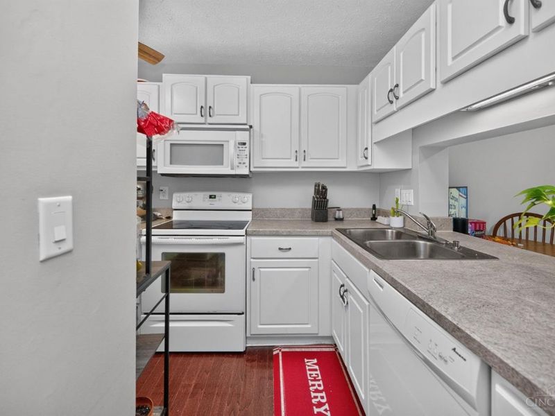 5812 Ashby Court, Miami Township, OH 45150 Photo 13