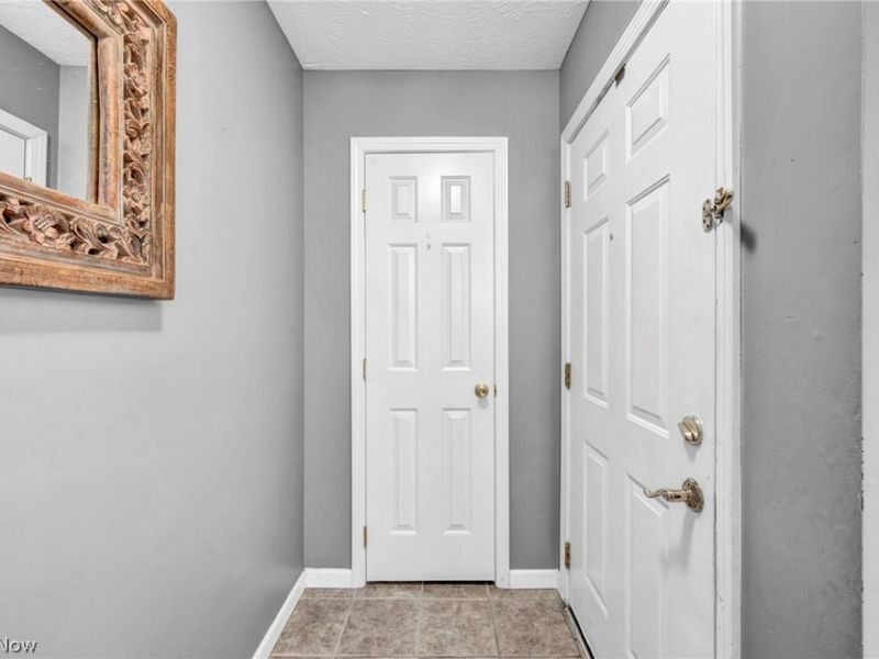 29820 Center Ridge Road, Westlake, OH 44145 Photo 18