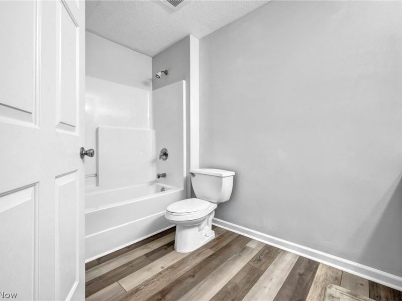 29820 Center Ridge Road, Westlake, OH 44145 Photo 38
