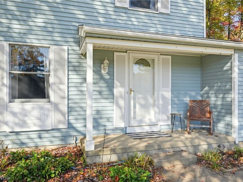 117 River Park Boulevard, Munroe Falls, OH 44262 Photo 3