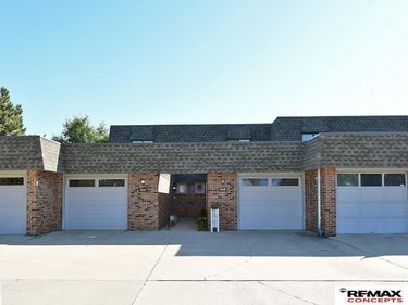 3448 Neerpark Drive, Lincoln, NE 68506