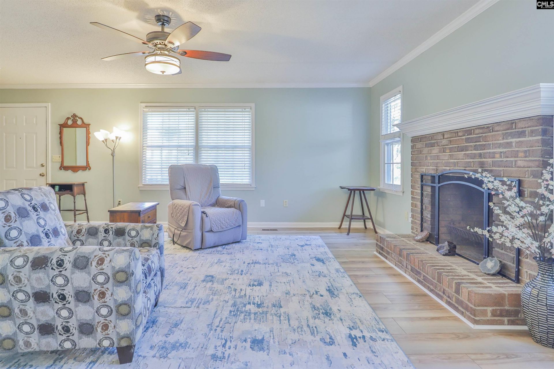 513 Riverwalk Way  Photo 10